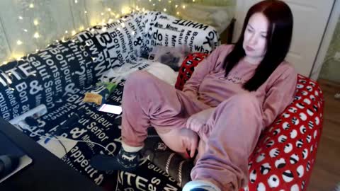 LuxDietrich online show from 02/12/25, 10:24