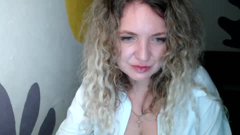 Donna online show from 07/14/26, 02:05