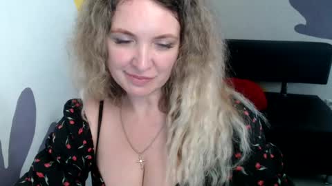 Donna online show from 07/16/26, 06:08