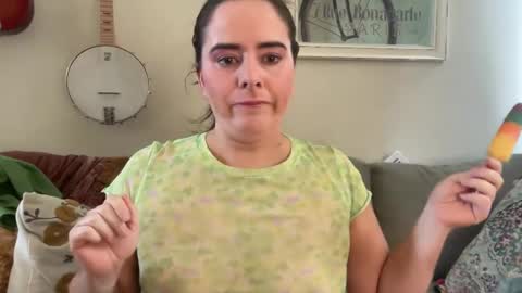 Snapshot of luxe_lola chatting on 12/10/24, 02:27 Luxy online show from 12/10/24, 02:27