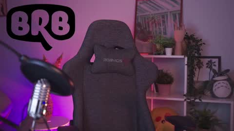 Ray online show from 01/13/25, 05:44