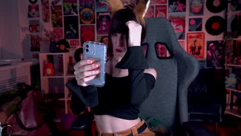 Ray online show from 02/01/25, 06:08