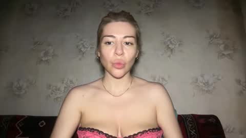 LuxSonyaStar online show from 06/09/26, 12:50