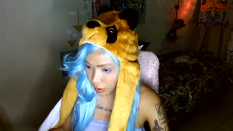 Snapshot of luxtrismegisto chatting on 07/27/26, 10:11 Luna Rodral online show from 07/27/26, 10:11