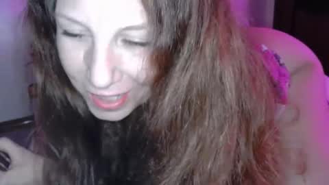 Snapshot of luxuriousuburbawife chatting on 09/12/25, 01:22 luxuriousuburbawife online show from 09/12/25, 01:22