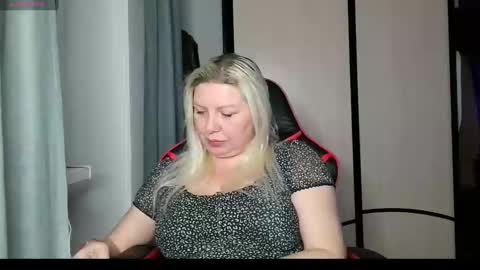 Luxury White online show from 01/13/25, 07:10