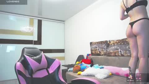 Snapshot of luxuryalma18 chatting on 05/31/26, 06:09 Alma online show from 05/31/26, 06:09