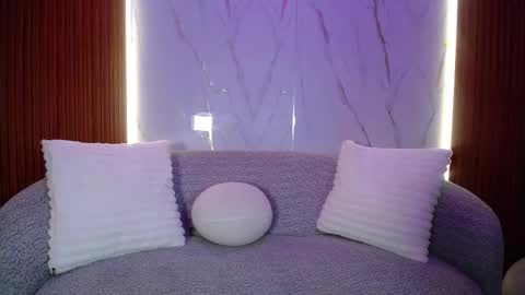 Lesly And Arnold online show from 10/07/25, 02:09