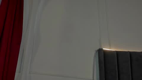 Snapshot of luxuryheaven chatting on 10/28/25, 05:00 Tommy and Polly online show from 10/28/25, 05:00