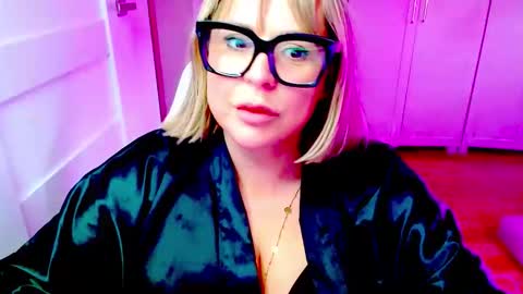 Diana online show from 04/29/26, 05:30