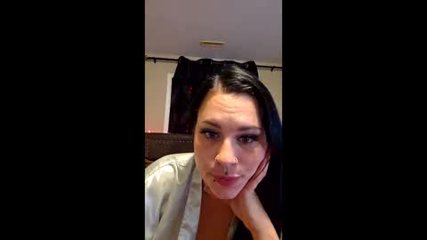 luxxxpiper online show from 12/17/25, 08:09