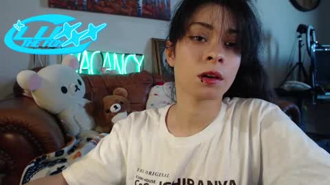 LuxxxTheFox online show from 09/10/25, 10:21