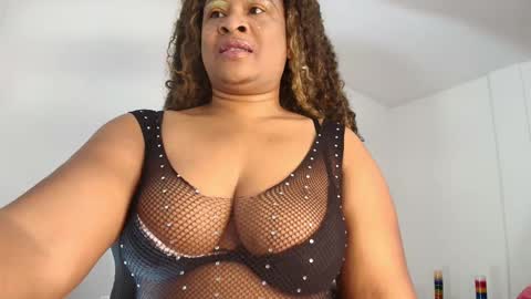Snapshot of luxy_benet chatting on 03/21/26, 10:31 Big Benet online show from 03/21/26, 10:31