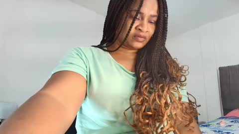 Snapshot of luxy_benet chatting on 04/03/26, 11:25 Big Benet online show from 04/03/26, 11:25