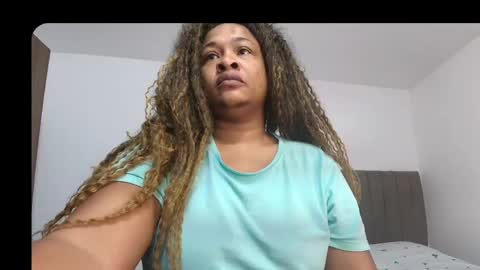 Snapshot of luxy_benet chatting on 06/01/26, 10:50 Big Benet online show from 06/01/26, 10:50