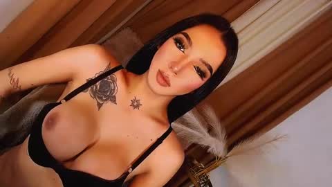 Snapshot of luxywilson chatting on 12/03/24, 06:15 luxy online show from 12/03/24, 06:15