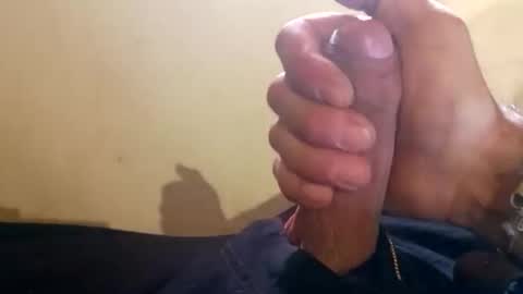 Snapshot of lvacd11 chatting on 12/19/25, 09:22 Lvac11 online show from 12/19/25, 09:22