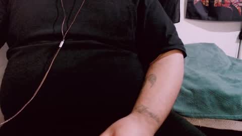 ayoo online show from 01/08/25, 08:50