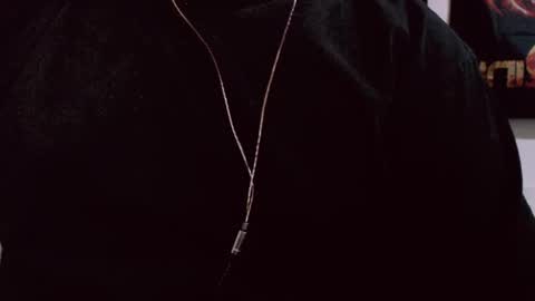 ayoo online show from 01/11/25, 06:01