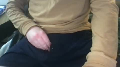 Snapshot of lvernon710 chatting on 03/06/25, 07:36 lvernon805 online show from 03/06/25, 07:36