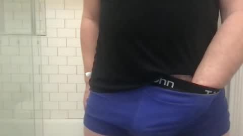 lvguynextdoor440656 online show from 11/25/25, 02:44