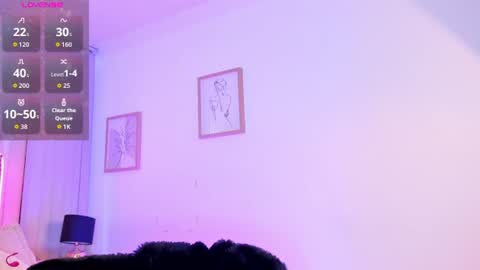 lya_brown online show from 06/10/26, 11:42