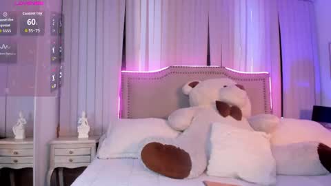 lya_brown online show from 06/26/26, 11:25