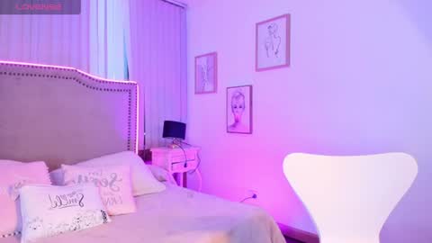 lya_brown online show from 07/07/26, 12:09