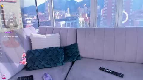 lya_brown online show from 08/01/26, 12:15