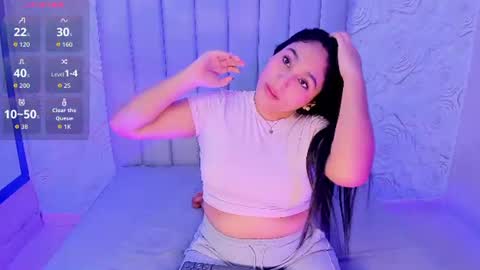 LYA DUBOIS  online show from 06/09/26, 10:10
