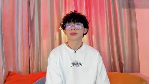 Lyan online show from 05/28/26, 08:06