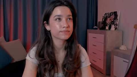 Snapshot of lyanna_tale chatting on 10/13/25, 09:26 Lyanna online show from 10/13/25, 09:26