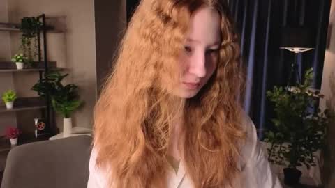 Snapshot of lydaerne chatting on 02/07/26, 01:09 Call me Liddy Im so new here show me how to get fun here please online show from 02/07/26, 01:09