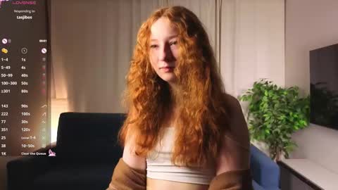 Snapshot of lydaerne chatting on 02/11/26, 01:10 Call me Liddy Im so new here show me how to get fun here please online show from 02/11/26, 01:10