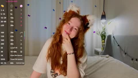 Snapshot of lydaerne chatting on 03/15/26, 01:22 Call me Liddy Im so new here show me how to get fun here please online show from 03/15/26, 01:22