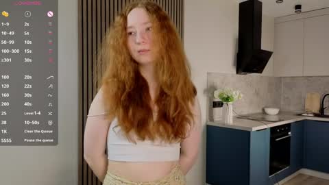 Snapshot of lydaerne chatting on 03/25/26, 01:22 Call me Liddy Im so new here show me how to get fun here please online show from 03/25/26, 01:22