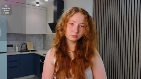 Snapshot of lydaerne chatting on 04/05/26, 01:03 Call me Liddy Im so new here show me how to get fun here please online show from 04/05/26, 01:03