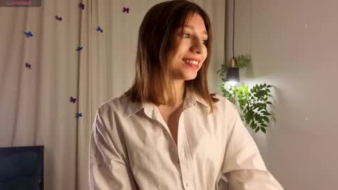 Snapshot of lydaerne chatting on 05/16/26, 11:20 Call me Liddy Im so new here show me how to get fun here please online show from 05/16/26, 11:20