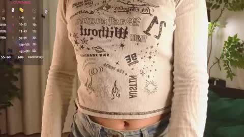 Snapshot of lydaerne chatting on 05/24/26, 01:16 Call me Liddy Im so new here show me how to get fun here please online show from 05/24/26, 01:16