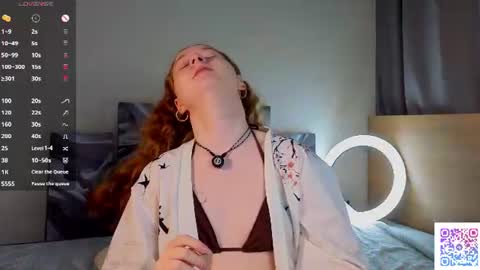 Snapshot of lydaerne chatting on 06/14/26, 02:24 Call me Liddy Im so new here show me how to get fun here please online show from 06/14/26, 02:24