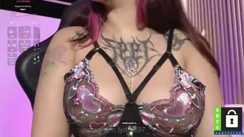 Jhuliet online show from 02/25/25, 05:41