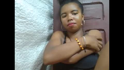Lydiah online show from 02/04/25, 01:38