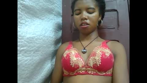 Lydiah online show from 02/08/25, 09:46