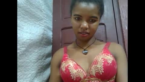 Lydiah online show from 03/11/25, 03:37
