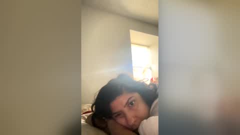 Snapshot of lydiasheer chatting on 06/03/26, 04:45 lydiasheer online show from 06/03/26, 04:45