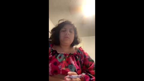 Snapshot of lydiasheer chatting on 06/10/26, 01:28 lydiasheer online show from 06/10/26, 01:28