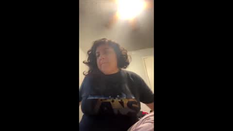 Snapshot of lydiasheer chatting on 06/11/26, 12:32 lydiasheer online show from 06/11/26, 12:32