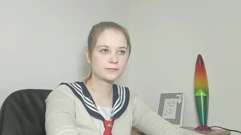 Lydia online show from 09/18/25, 06:10