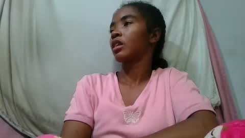 lydie856696 online show from 06/06/26, 02:44