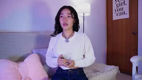 Lyhana Lee online show from 11/14/25, 06:39